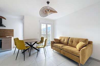 Appartement 1 pièces 690 €