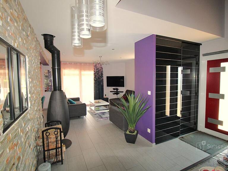 Maison 7 pièce(s) 150 m2  avec 5 chambres sur terrain de 1264m² avec piscine — photo 1