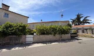 Maison 4 Pièces 159 m² à vendre à Beurlay (17250)