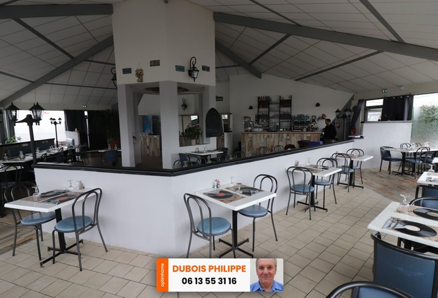 A VENDRE FONDS DE COMMERCE RESTAURANT TRADITIONNEL  SECTEUR DE TONNAY CHARENTE — photo 1