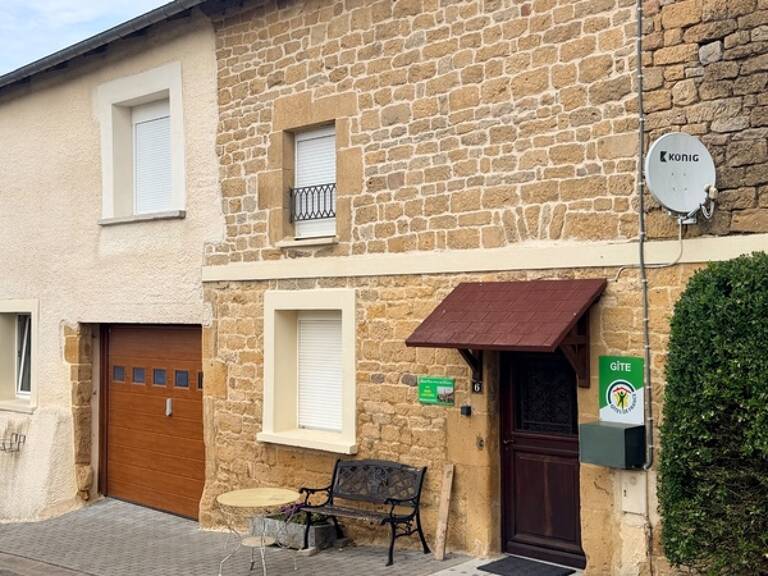 MARVILLE (55600) – Maison de caractère en pierre avec activité de gîte — photo 1