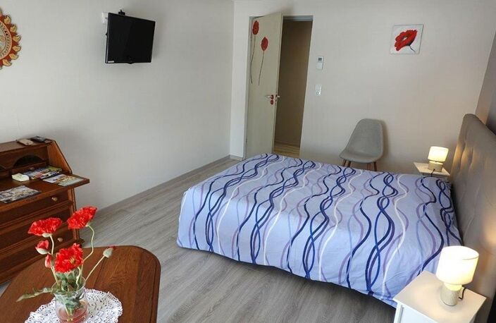 MARVILLE (55600) – Maison de caractère en pierre avec activité de gîte — photo 4