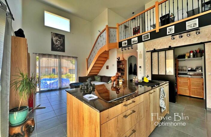 Maison contemporaine - 7 pièces - PACY SUR EURE (27) — photo 3