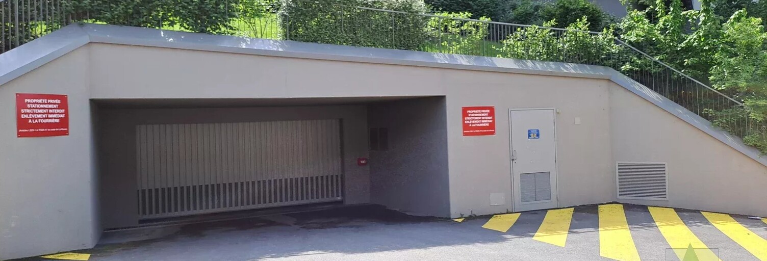 Garage  15 m² à louer à Chambéry (73000)