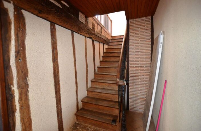 À vendre, Vic-Fezensac (Gers): charmante maison de ville 4 chambres, 2 au rdc, avec garage et cour, proche commodités — photo 2