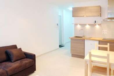 Appartement 2 pièces 860 €