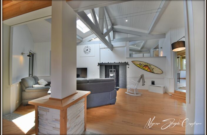Maison à vendre  de 9 pièces  (40) de 220 m² avec dépendances, proche lac de Soustons — photo 5