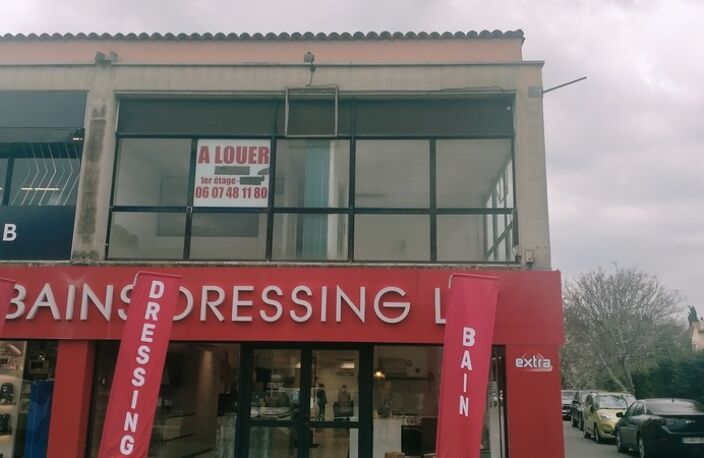 Local/bureau à louer  80 m2 DRAGUIGNAN (83) — photo 3