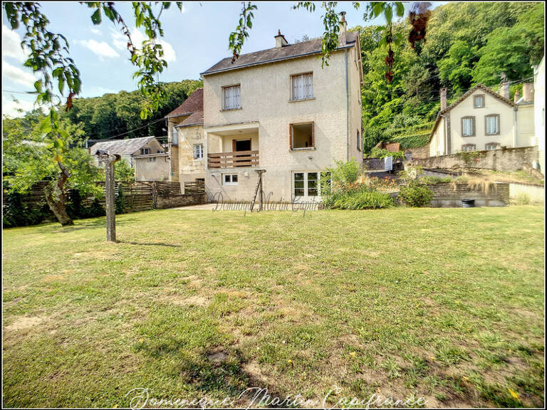 Dpt Sarthe (72), à vendre LA CHARTRE SUR LE LOIR maison P6 de 132,48 m² - Terrain de 629,00 m² - cave-balcon- terasse — photo 1