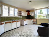 Dpt Sarthe (72), à vendre LA CHARTRE SUR LE LOIR maison P6 de 132,48 m² - Terrain de 629,00 m² - cave-balcon- terasse — photo 2
