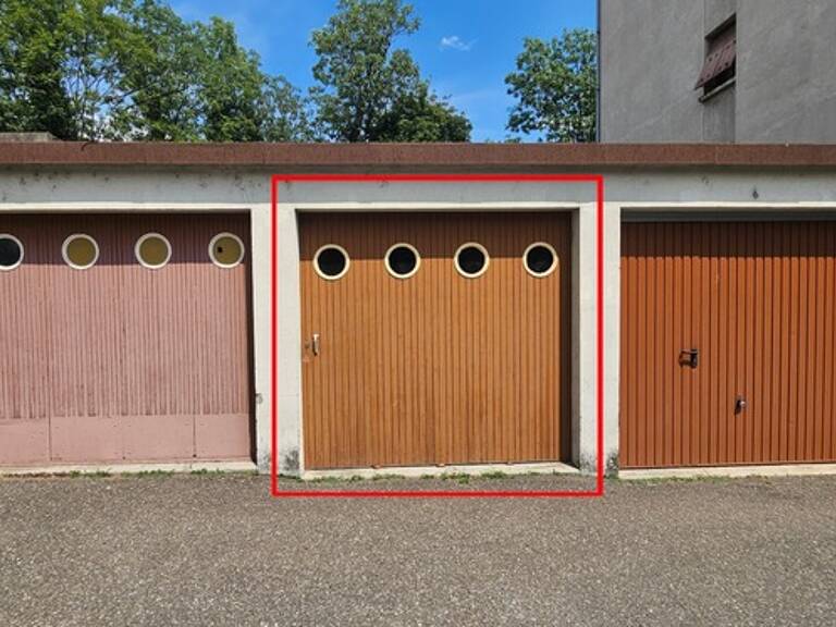 Garage sécurisé – Avenue Jean Jaurès à Gap — photo 1