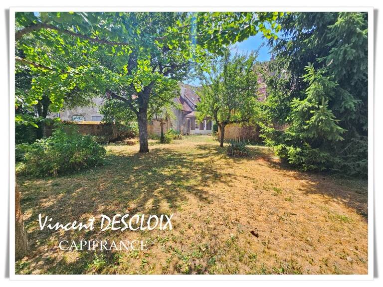 Maison à vendre 7 pièces SAULIEU (2110) — photo 1