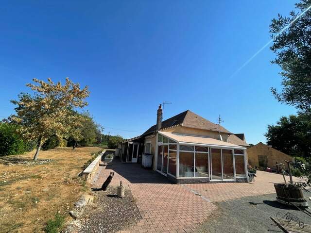 Fermette  à vendre 8 pièces  énorme possibilité — photo du bien