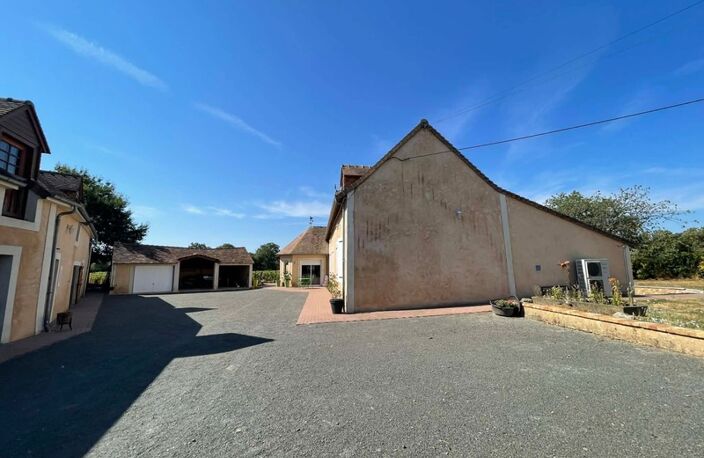 Fermette  à vendre 8 pièces  énorme possibilité — photo 2