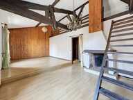 Maison de ville 90 m² – Grand séjour avec mezzanine – 2 chambres – Deux garages et cave – Centre de Sainte-Foy-la-Grande — photo 2