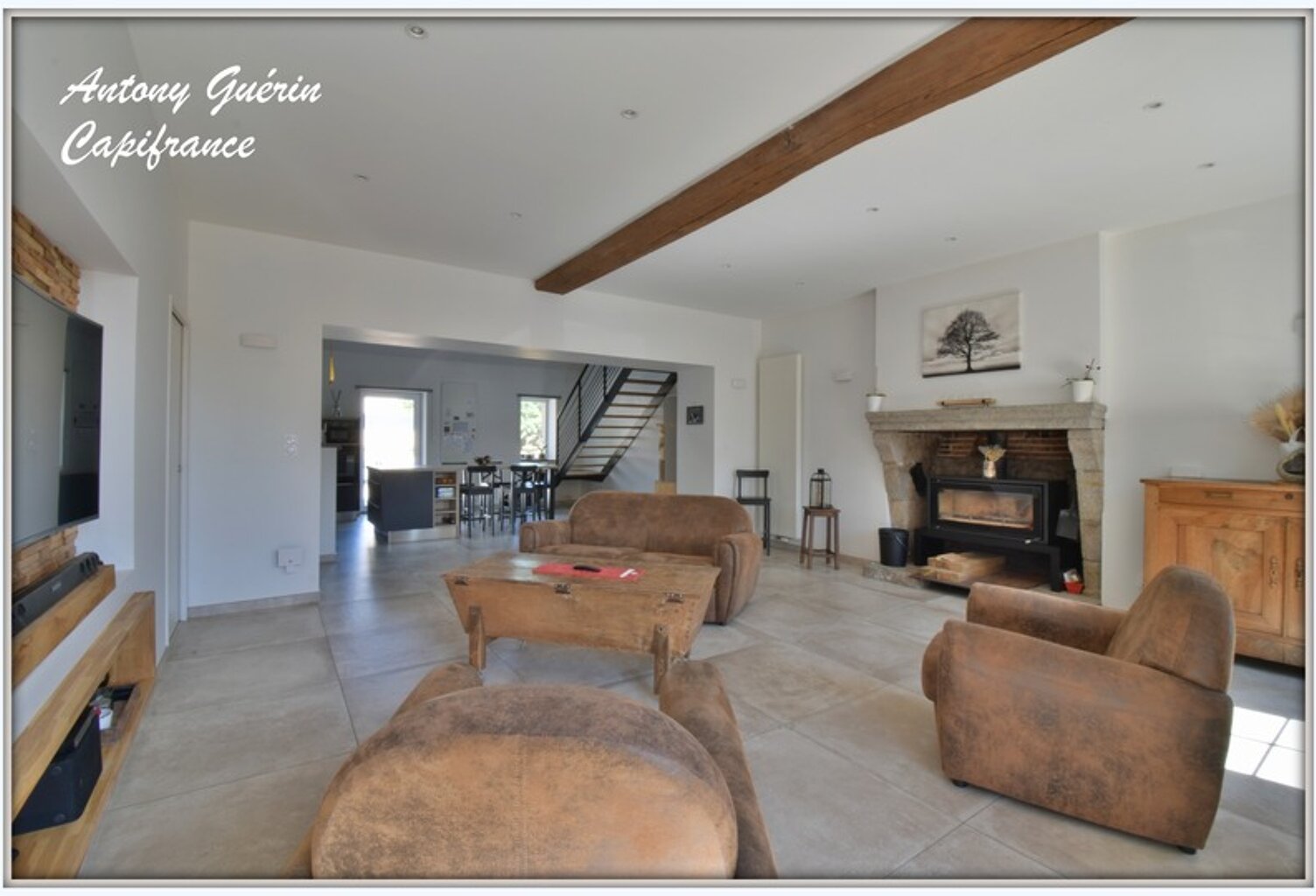 Grange rénovée de caractère avec dépendance 9 pièces-252 m² Habitable-MESNARD LA BAROTIERE — photo 1