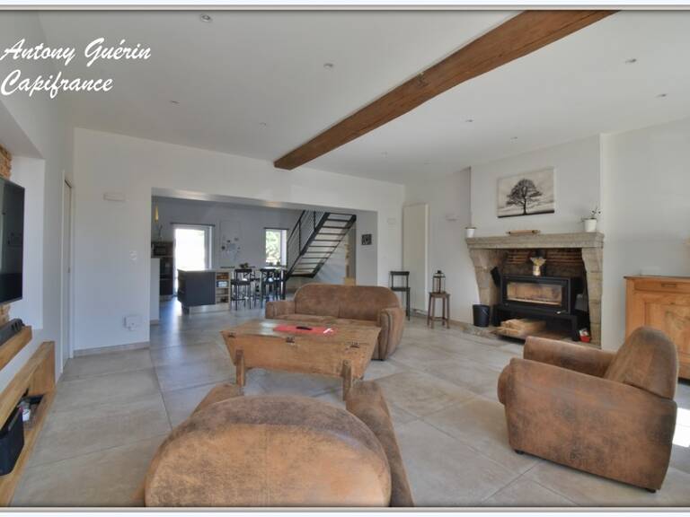 Grange rénovée de caractère avec dépendance 9 pièces-252 m² Habitable-MESNARD LA BAROTIERE — photo 1