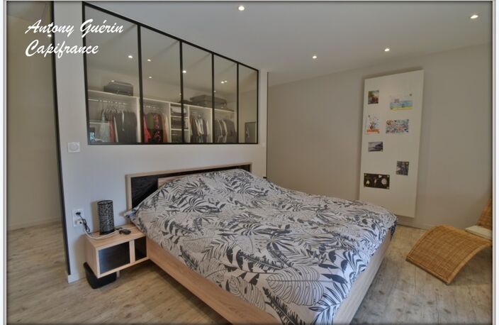 Grange rénovée de caractère avec dépendance 9 pièces-252 m² Habitable-MESNARD LA BAROTIERE — photo 4