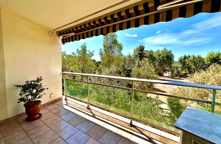Marseille 13ᵉ, Saint Mitre, T4 de 80m2 entièrement refait à neuf avec terrasse, balcon et vue sur Parc Arboré — photo 4