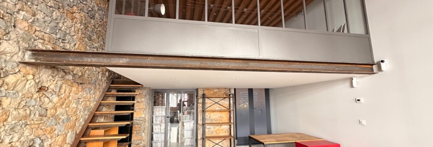 Commerce  74 m² à louer à Lyon 2 (69002)