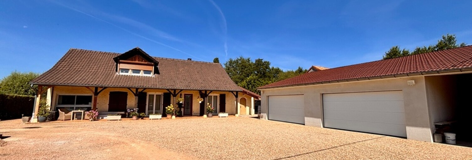 Maison 7 Pièces 179 m² à vendre à L'Abergement-de-Cuisery (71290)