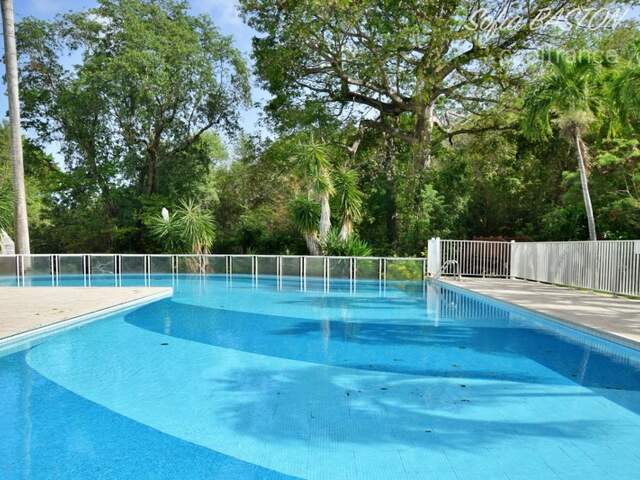 LE DIAMANT (972) - Baisse de prix Proche Plage Appartement T1 (31m2) + Terrasse - Piscine - Parc - 31 m2 + Terrasse — photo du bien