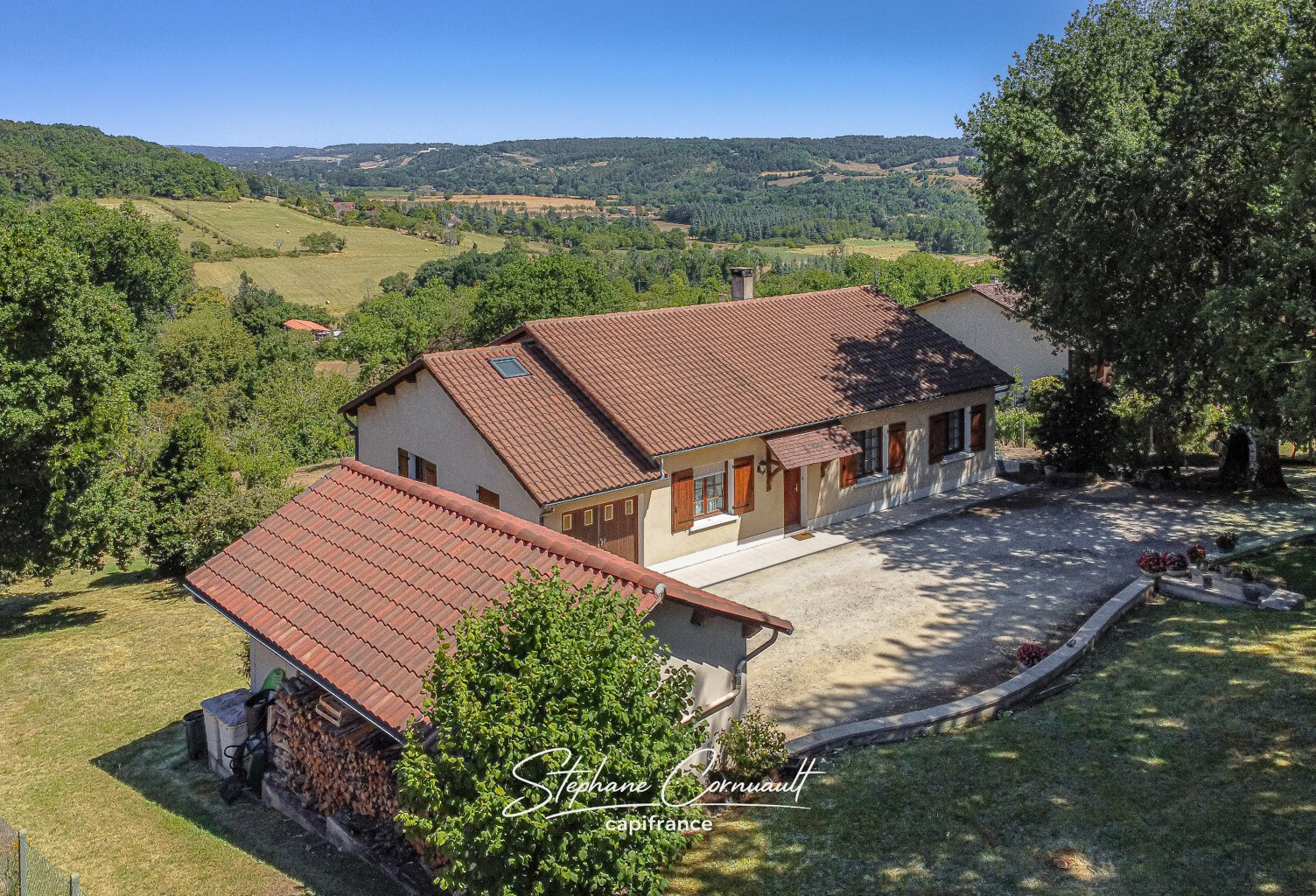 Maison de 115 m² avec grand terrain arboré — photo 1