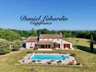 Proprièté avec 4 chambres, 6 hectares, source naturelle, bois — photo 3