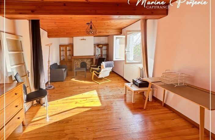 Maison de village 111 m² avec garage — photo 2