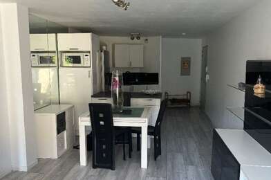 Appartement 3 pièces 1290 €