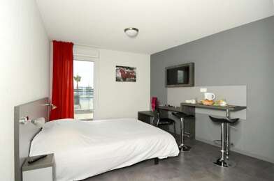 Appartement 1 pièces 630 €