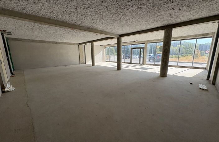 A vendre - bureaux 675 m² à Tours quartier des Fontaines — photo 3