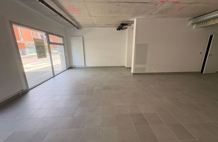 A LOUER - local d'activité de 63 m² à Saint Pierre des Corps — photo 2