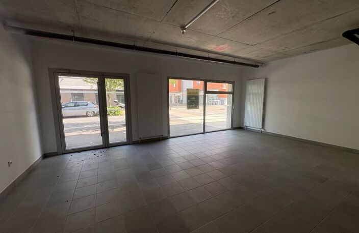 A LOUER - local d'activité de 63 m² à Saint Pierre des Corps — photo 3