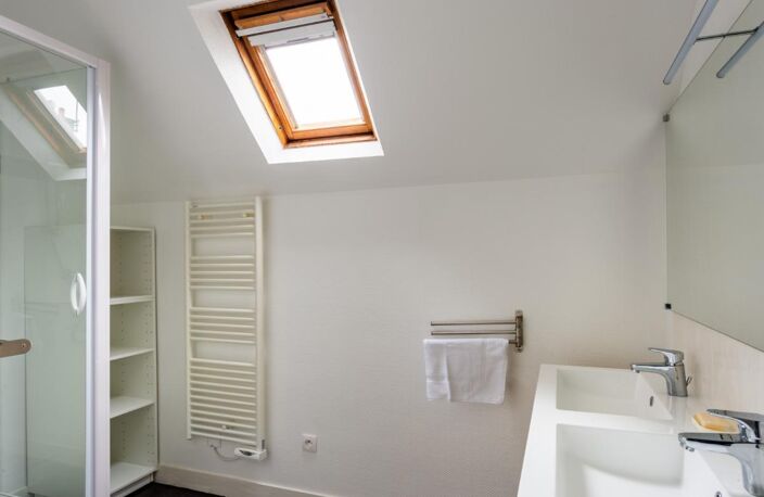 Elee 2, Chambre en colocation avec service — photo 3
