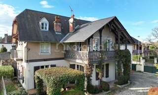 Maison 10 Pièces 265 m² à vendre à Gelos (64110)