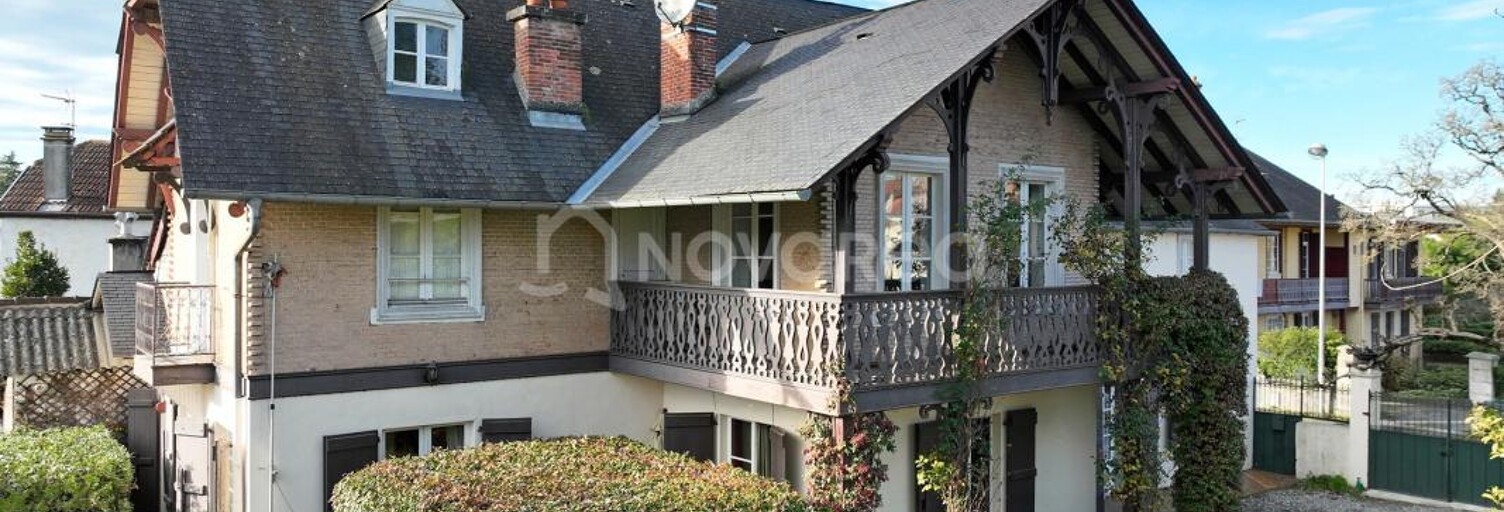 Maison 10 Pièces 265 m² à vendre à Gelos (64110)