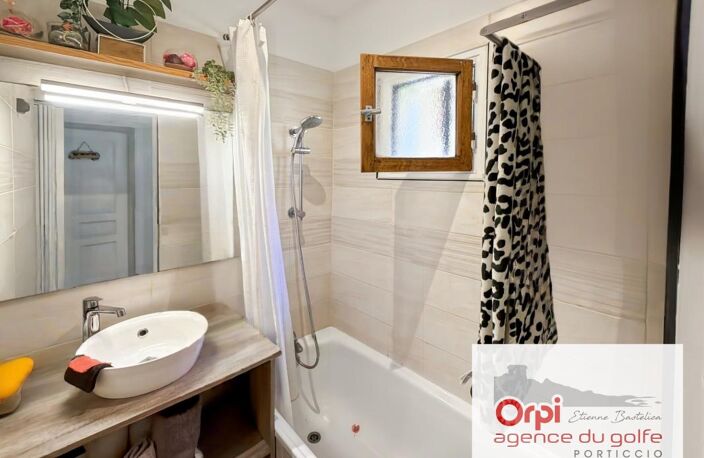 Appartement À Vendre — photo 4