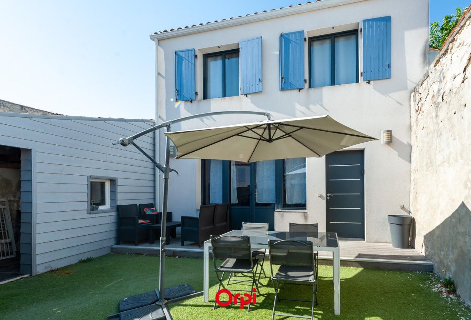 Ensemble immobilier d'exception au cœur d'Angoulins – Rentabilité, charme et bien-être réunis ! — photo 1
