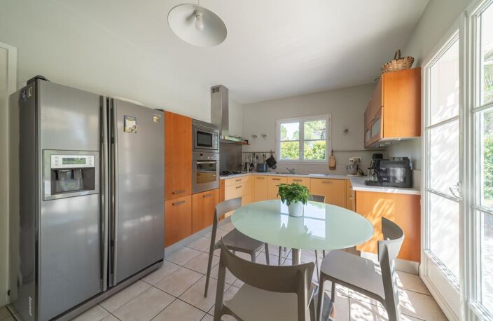 Achat immobilier BRUGES Maison 207 m2 5 chambres — photo 2