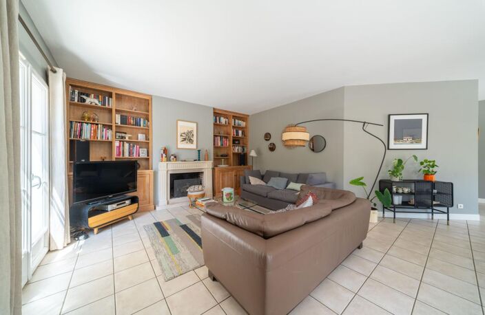 Achat immobilier BRUGES Maison 207 m2 5 chambres — photo 3