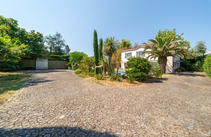 Achat immobilier BRUGES Maison 207 m2 5 chambres — photo 5