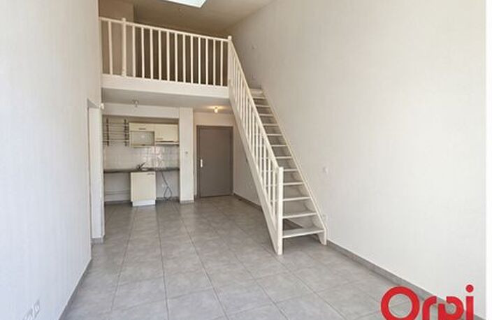 Marseillan centre – T3 duplex en dernier étage avec terrasse de 20 m² et parking — photo 2