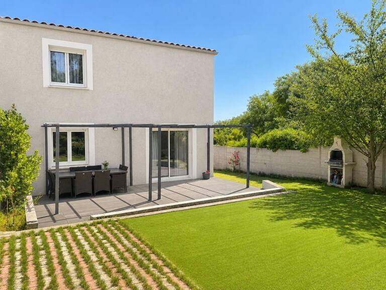 Maison récente de 130 m² avec jardin et terrasse — photo 1