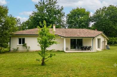 Maison 5 pièces 930 €