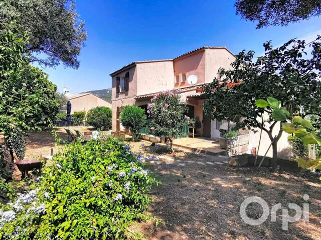 Toulon Ouest (83200) Maison type 6 de 183m² quartier Dardennes — photo du bien