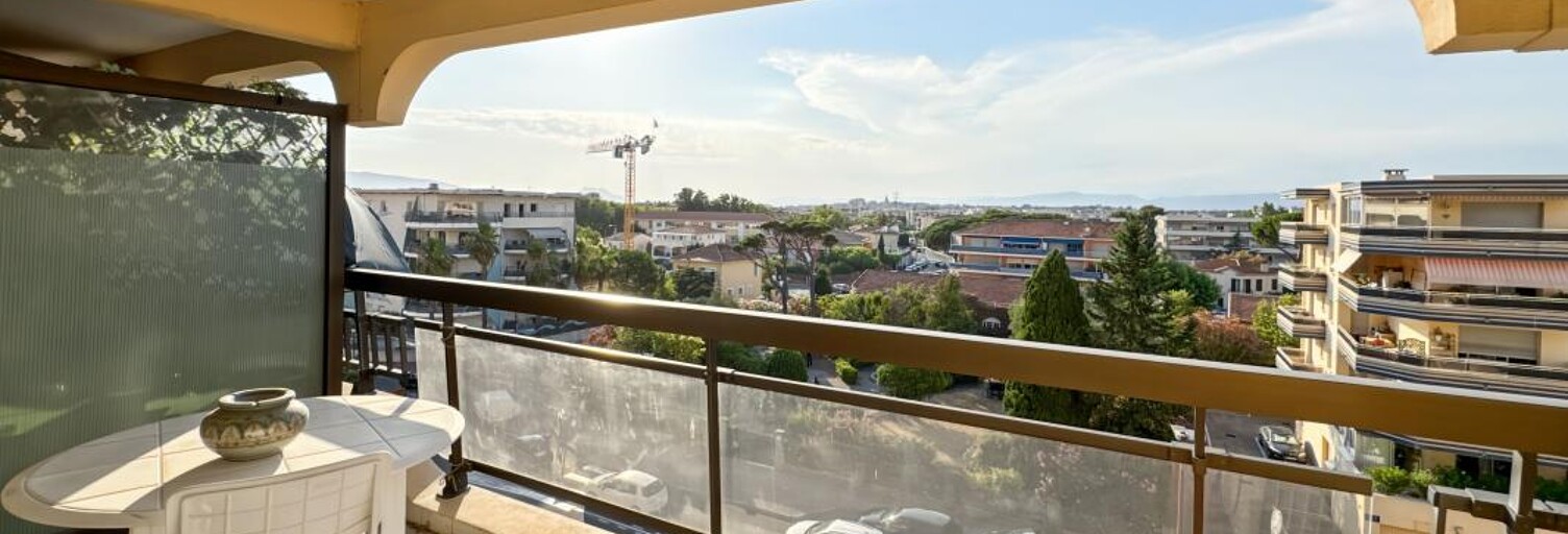 Appartement 1 Pièce 25 m² à vendre à Fréjus (83600)