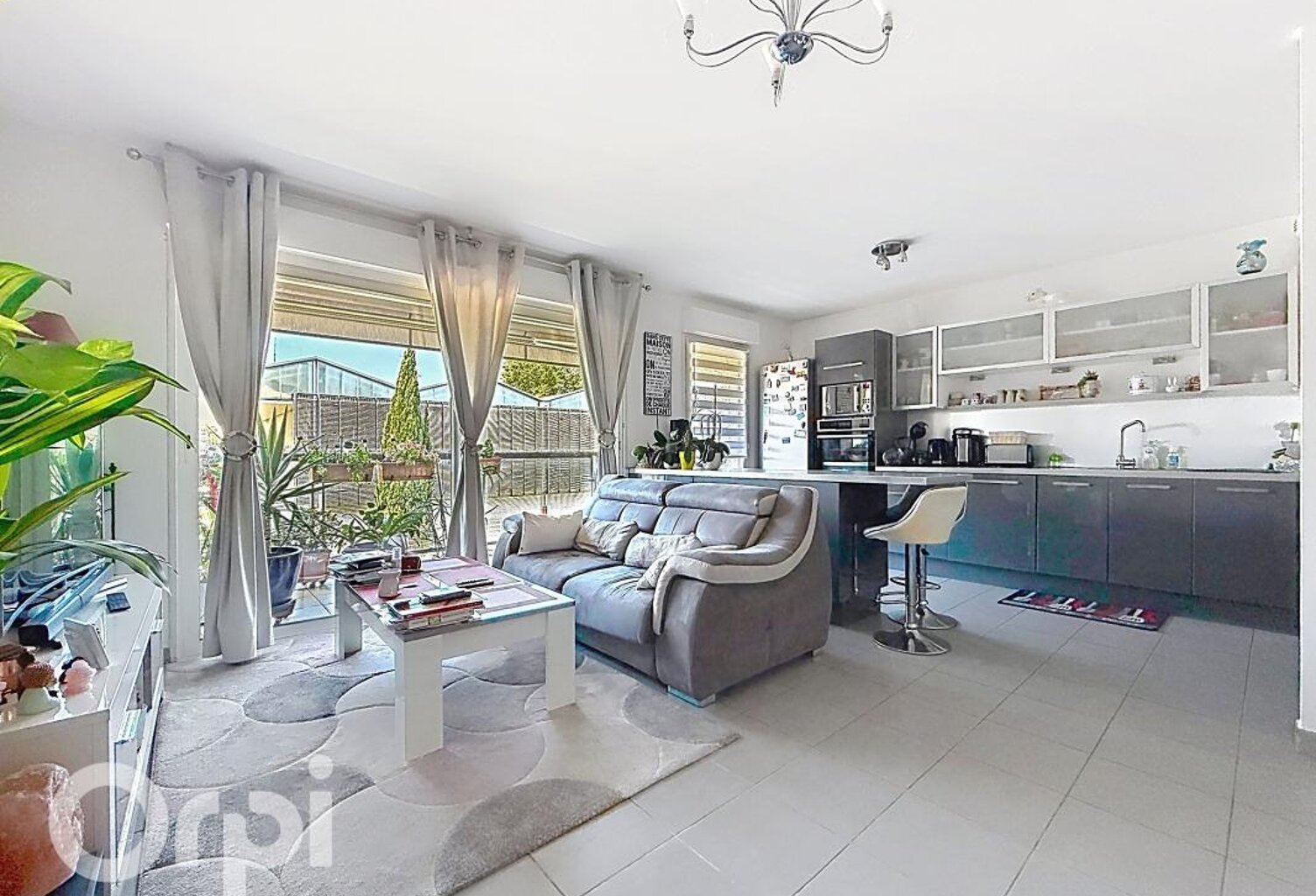 Appartement À Vendre — photo 1