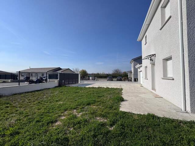 À VENDRE – Maison neuve 105 m² à Montagnieu (01470) — photo du bien