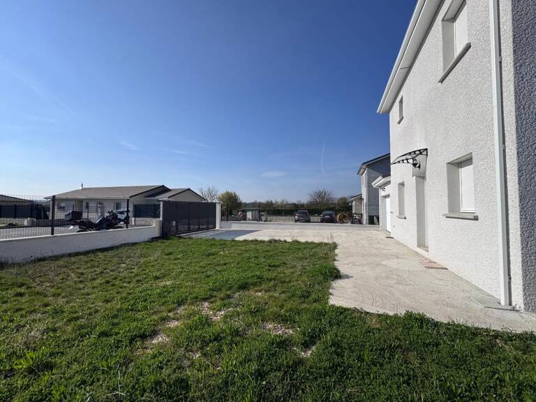 À VENDRE – Maison neuve 105 m² à Montagnieu (01470) — photo 1